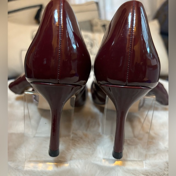 ZARA Faux Patent Court shoes with bow US 5.5 - Picture 4 of 6